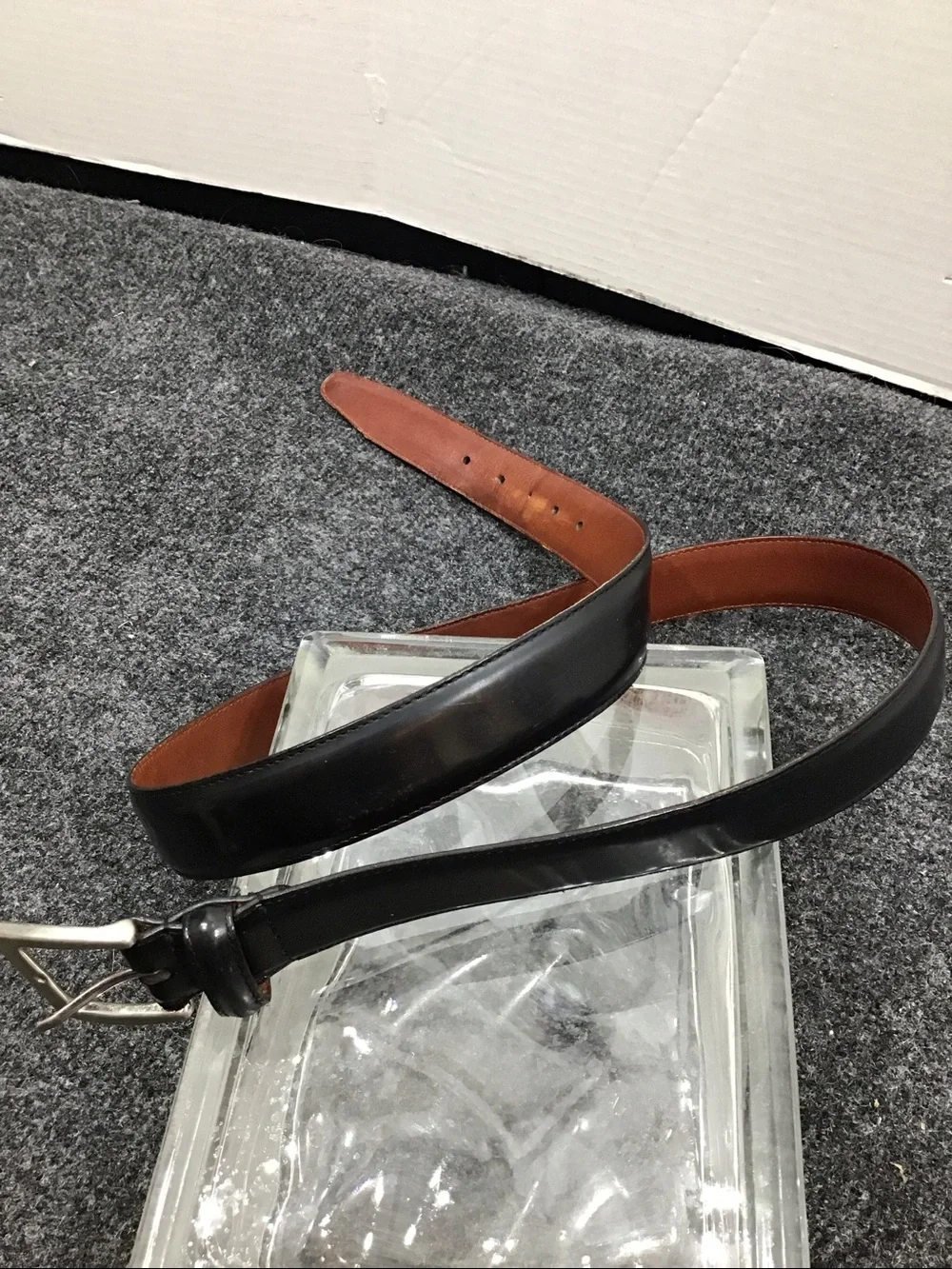 Vintage Coach handcrafted men’s Black and Brown polished Leather Belt 40